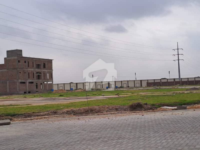 200 Sq. Yd. Residential Plot in Palm Village in Palm Village, Hyderabad Bypass